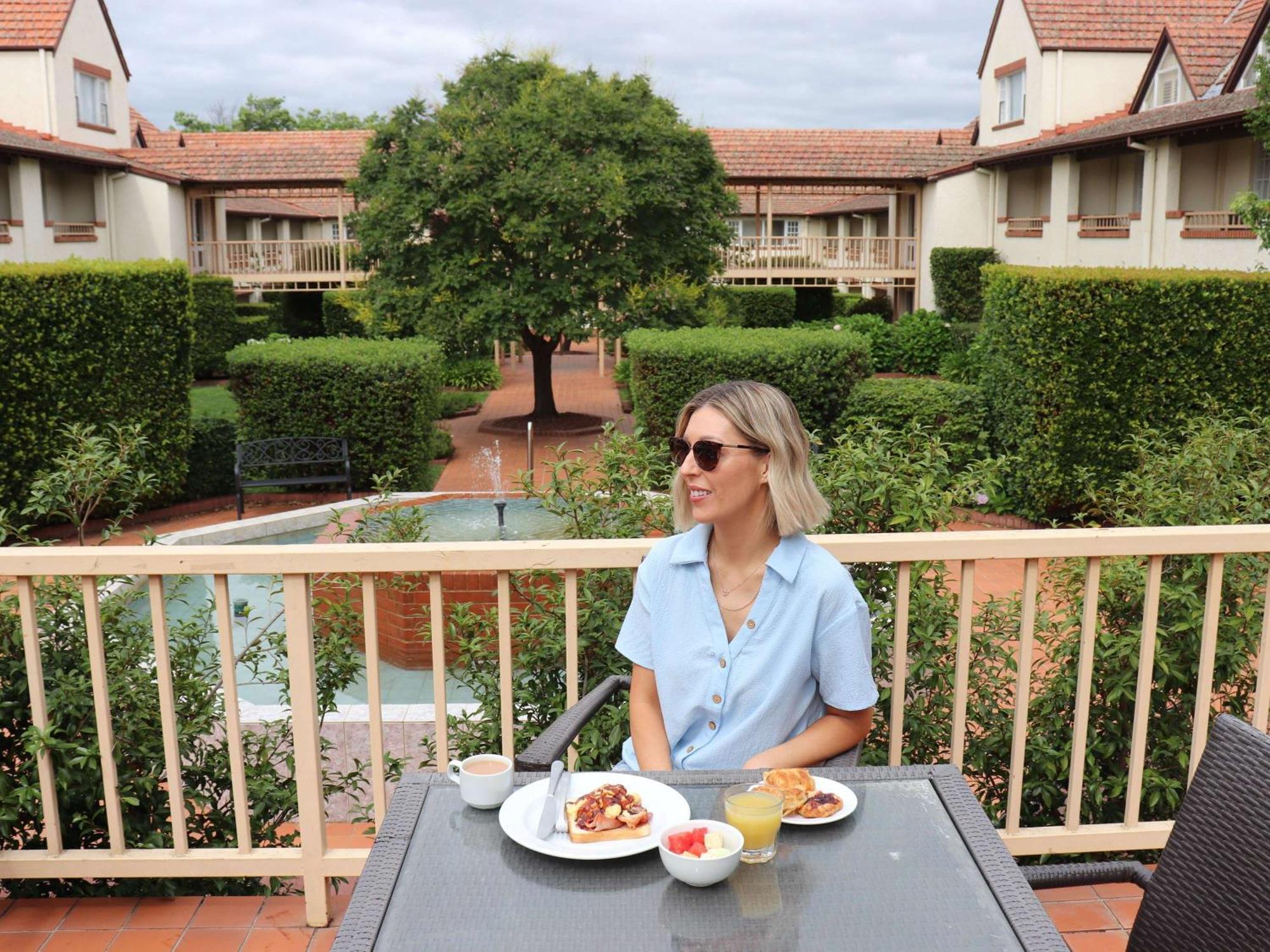 Mercure Hotel Canberra
